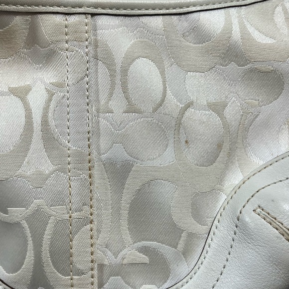 Coach Shoulder Bag - Picture 6 of 10
